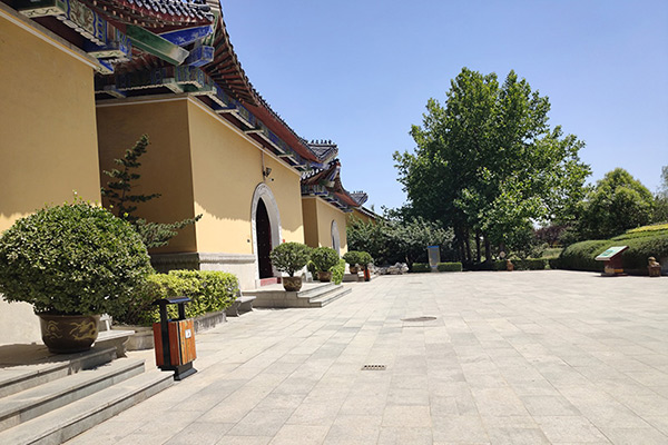 石家庄鹿泉区有哪些陵园？家住石家庄鹿泉区选哪家陵园更好？