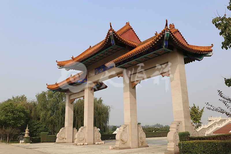 常山陵园牌楼