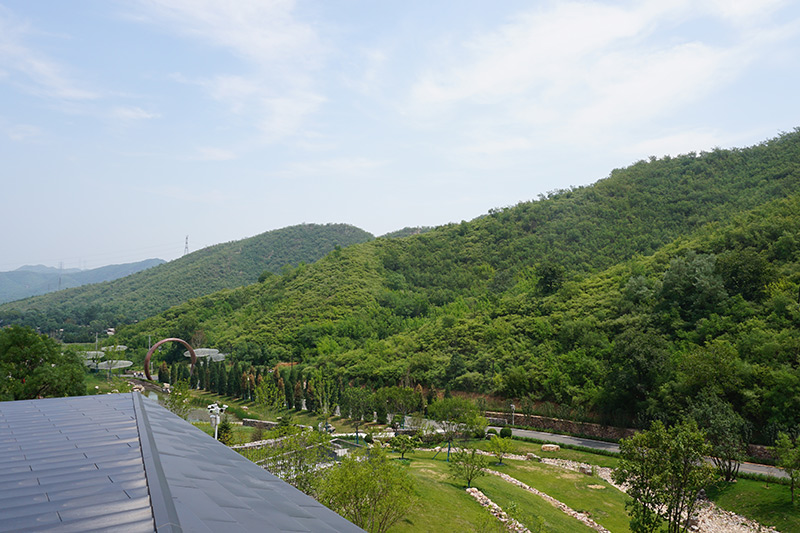 周边山势