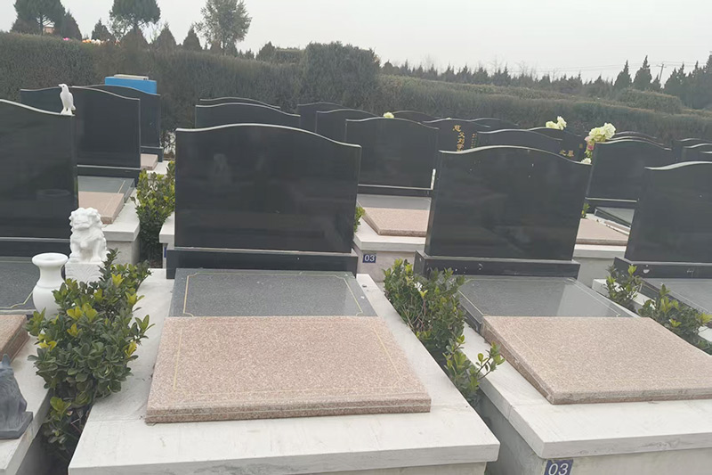 新开发一拖一立碑 新开发一拖一立碑