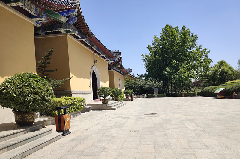 燕赵龙凤陵园 燕赵龙凤陵园